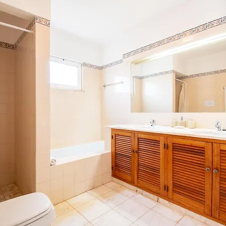 Casa Miguel - Family-friendly 3-bedroom With Private Pool Carvoeiro (Lagoa)