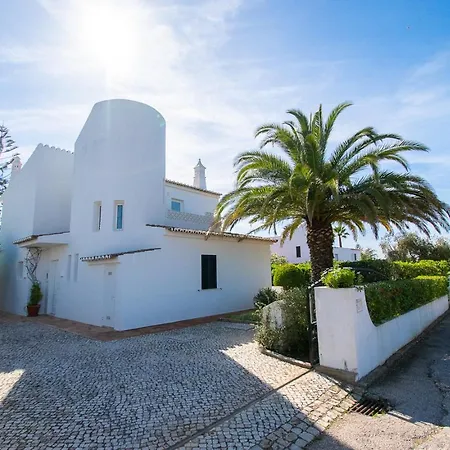 Villa Casa Miguel - Family-friendly 3-bedroom With Private Pool *