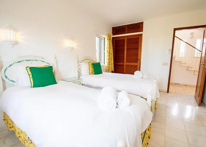 Villa Casa Miguel - Family-friendly 3-bedroom With Private Pool Carvoeiro (Lagoa)