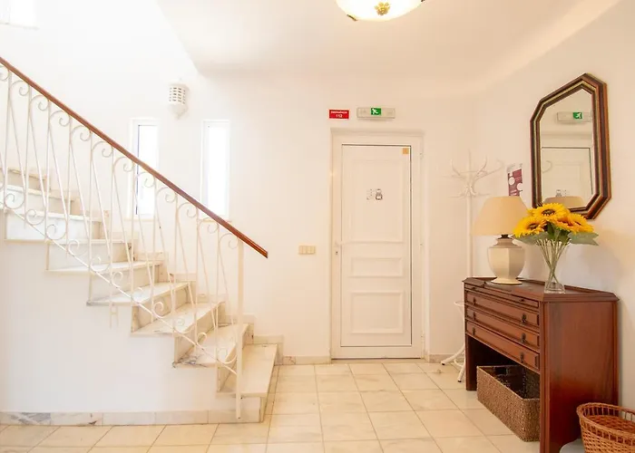 Casa Miguel - Family-friendly 3-bedroom With Private Pool Villa