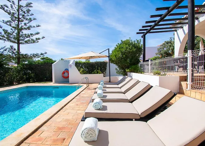 Casa Miguel - Family-friendly 3-bedroom With Private Pool Villa Carvoeiro (Lagoa)