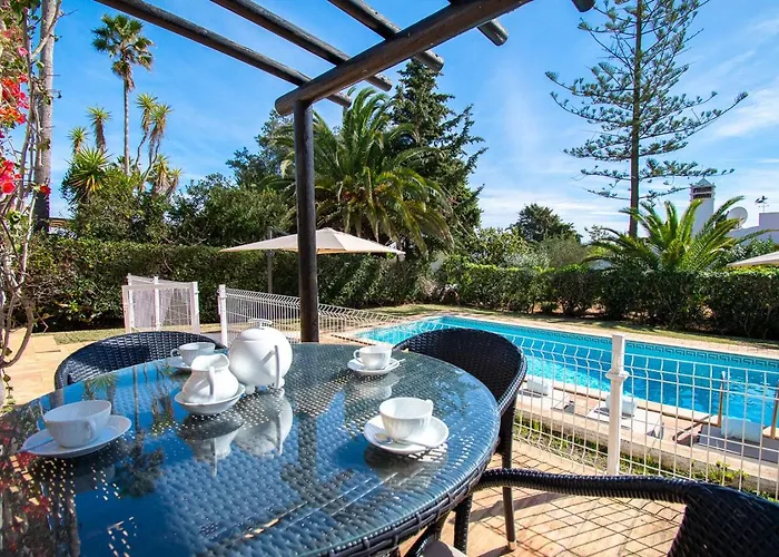 Casa Miguel - Family-friendly 3-bedroom With Private Pool * Carvoeiro (Lagoa)